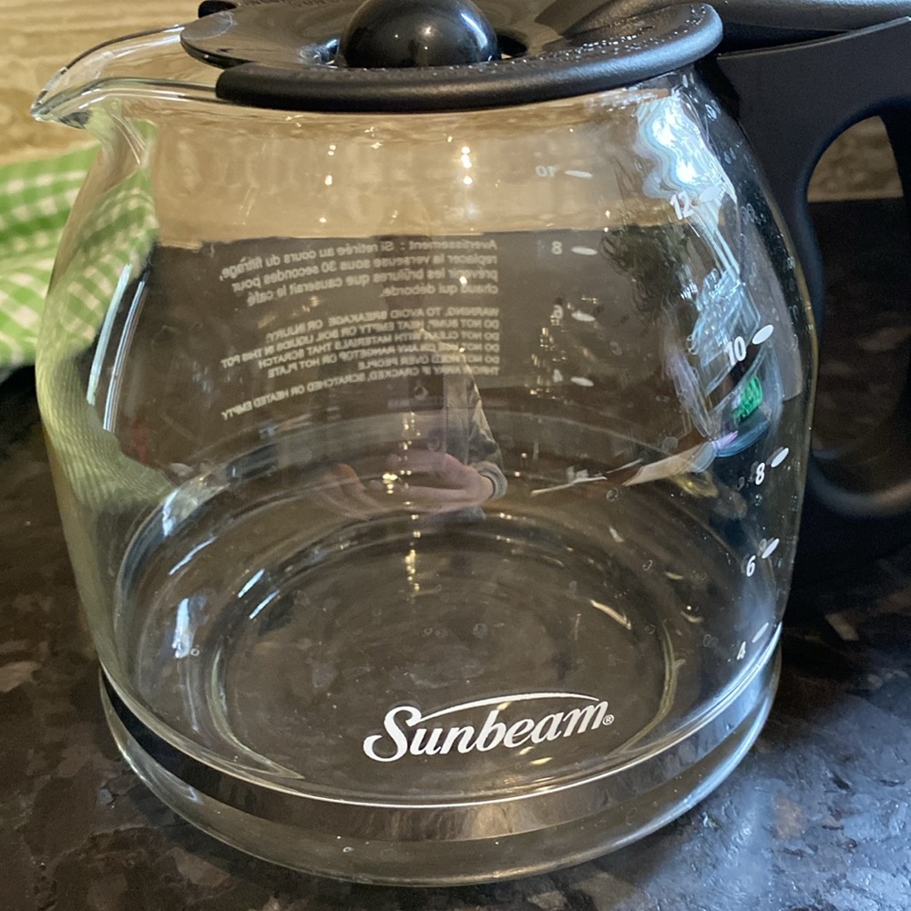 Sunbeam 12 cup programmable coffee maker - Picture 4 of 7